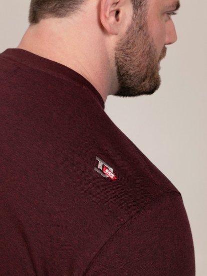 D555 Baldwin Grumpy Old Man Club Print Crew Neck T-shirt Burgundy/ Black Twist - Tričká - Nadrozmerné tričká - 2XL-14XL