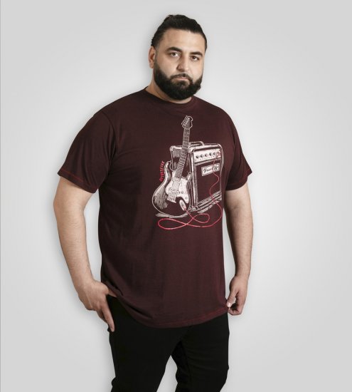 D555 Barnsley Guitar and Amp Crew Neck T-Shirt Burgundy - Tričká - Nadrozmerné tričká - 2XL-14XL