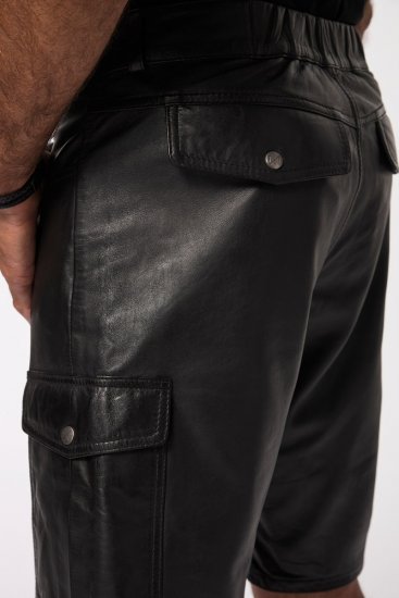 JP1880 Leather Shorts Cargo Pockets Lamb Nappa Leather Black - Šortky - Šortky W40-W60