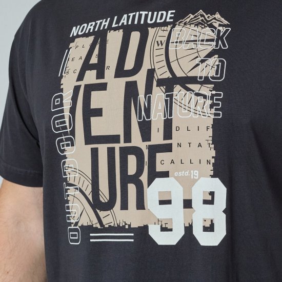 North Latitude Adventure 98 Graphic Tee Čierna - Tričká - Nadrozmerné tričká - 2XL-14XL