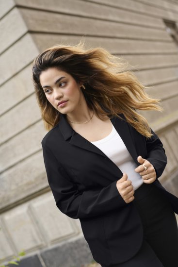 Kaffe Curve Sakira Sako Hlboká Čierna - Saká - 