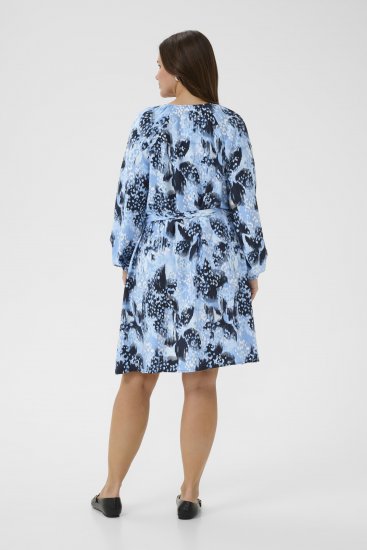 Kaffe Curve Aliana Dress Blue Flower Animal - Midi šaty - 