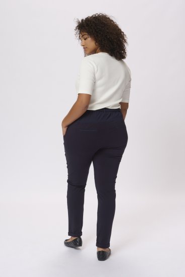 Kaffe Curve Jia Nohavice s opaskom Polnočná námornícka - Džíny & Nohavice vo Veľkých Veľkostiach – Plus Size - 