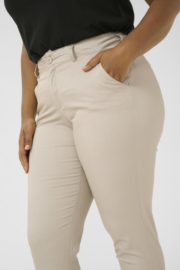 Kaffe Curve Leana Chino Nohavice 7/8 Pierková Sivá - Džíny & Nohavice vo Veľkých Veľkostiach – Plus Size - 