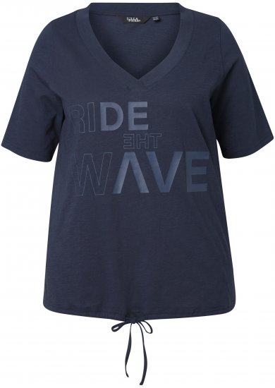 Ulla Popken Ride The Wave Short Sleeve V-Neck Graphic Tee Navy Blue - Potlačené tričká pre ženy - 